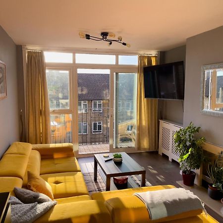 Beautiful 3-Bed Apartment At Swiss Cottage 伦敦 外观 照片