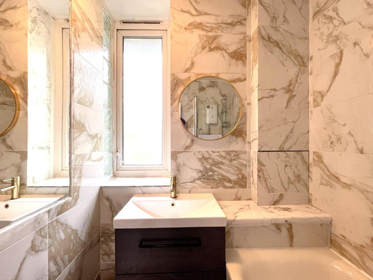 Beautiful 3-Bed Apartment At Swiss Cottage 伦敦 外观 照片