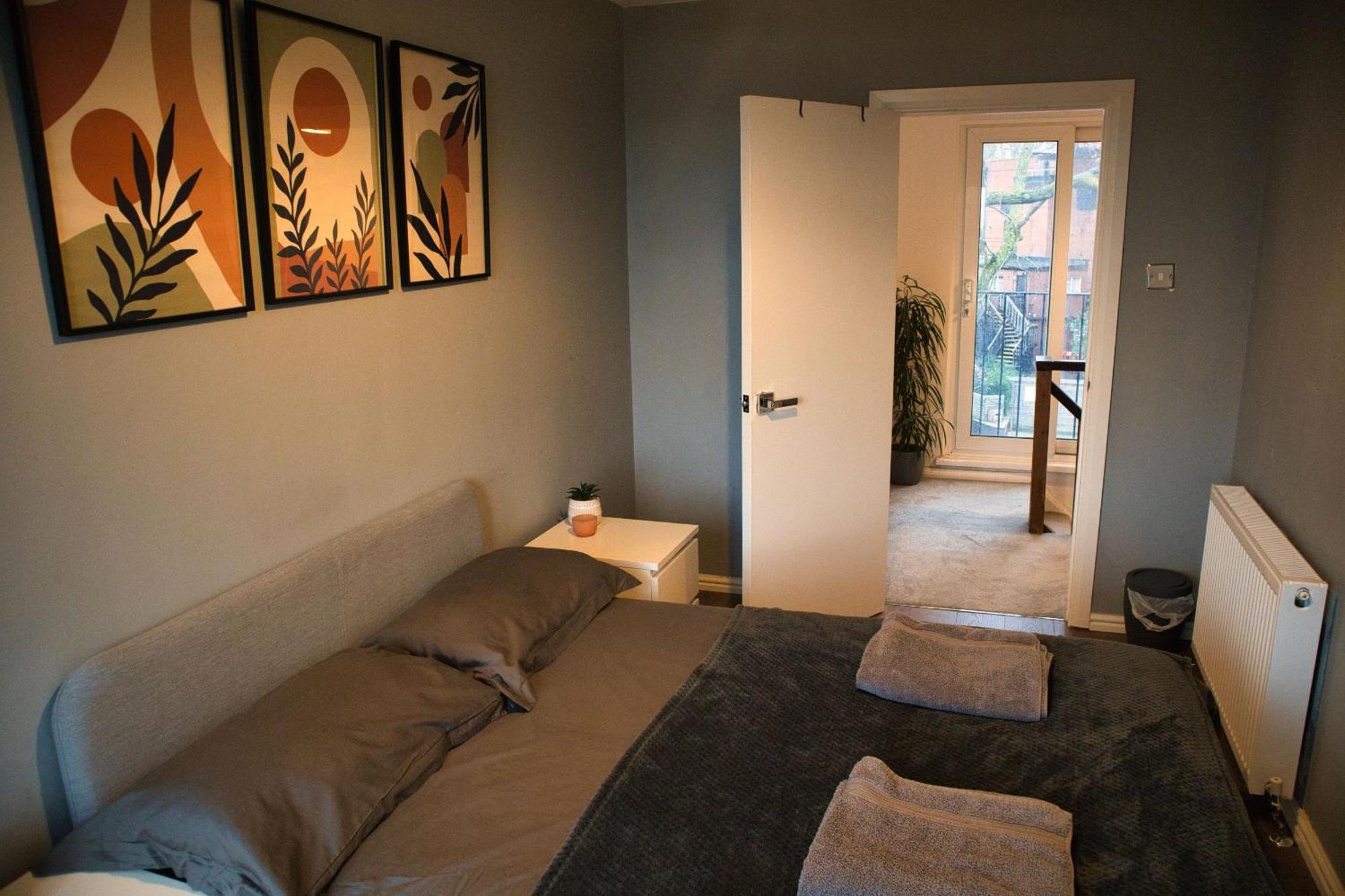 Beautiful 3-Bed Apartment At Swiss Cottage 伦敦 外观 照片